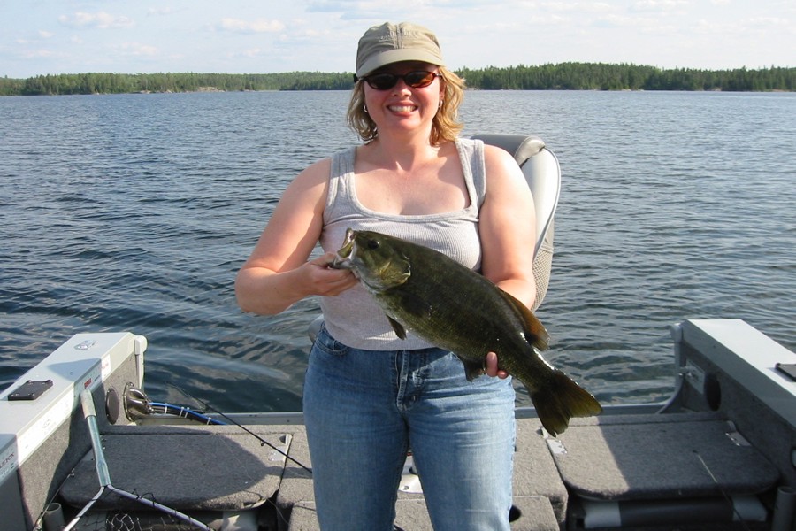 ../image/julie's big bass.jpg